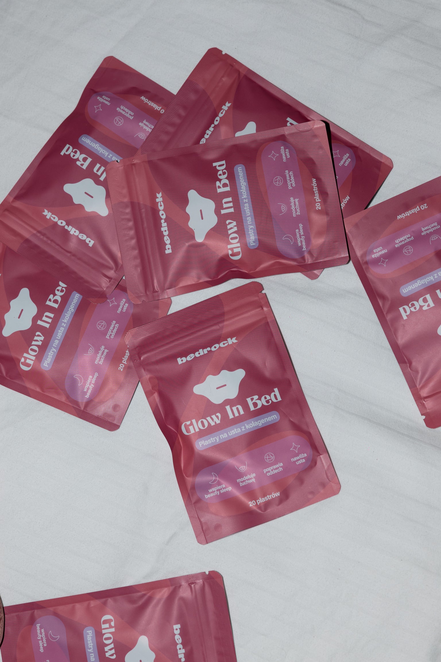 Glow in Bed z kolagenem — plastry na usta do spania (1 opakowanie)